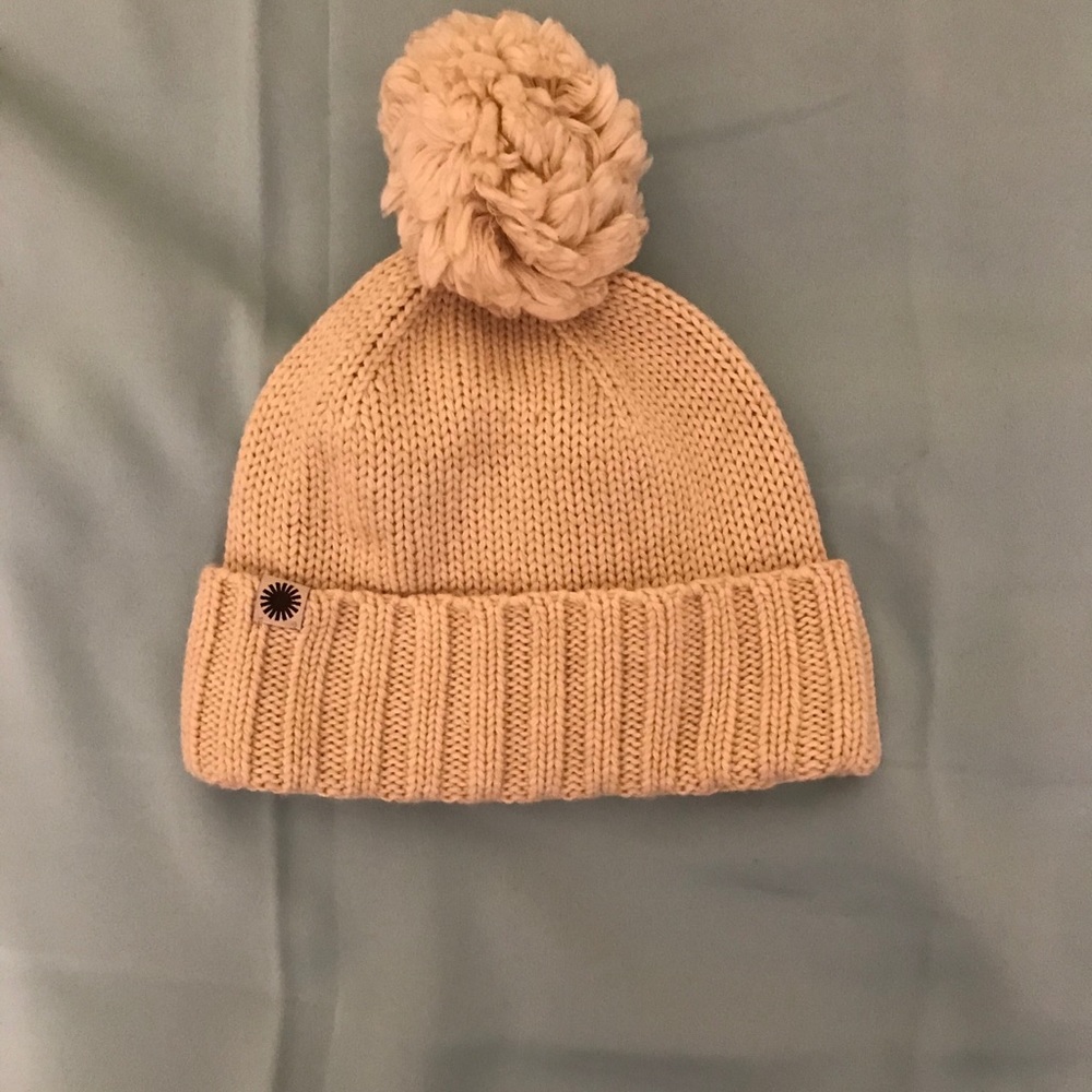 Ugg pom-topped beanie
